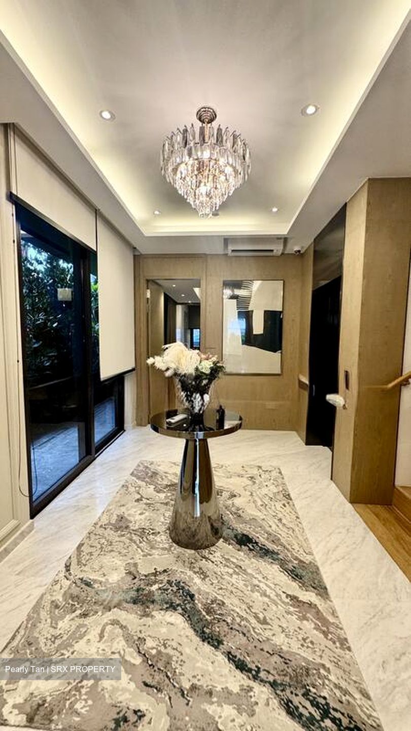 Jalan Novena (D11), Terrace #526354641